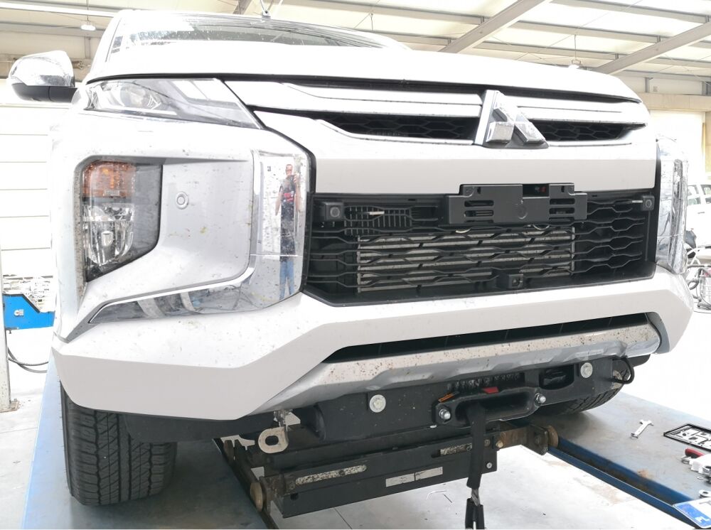 Seilwindenanbausatz (Mitsubishi L200 2018+) ohne Winde Seilwindenanbausatz (Mitsubishi L200 2018+) ohne Winde