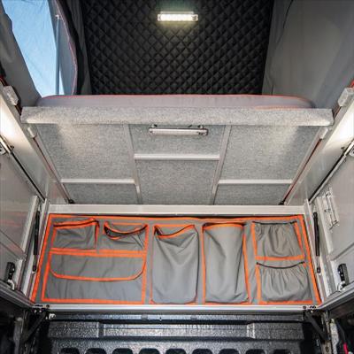 Alu-Cab Canopy Camper Toyota Hilux Vigo X/Cab 2005-2015 in schwarz Alu-Cab Canopy Camper Toyota Hilux Vigo X/Cab 2005-2015 in schwarz