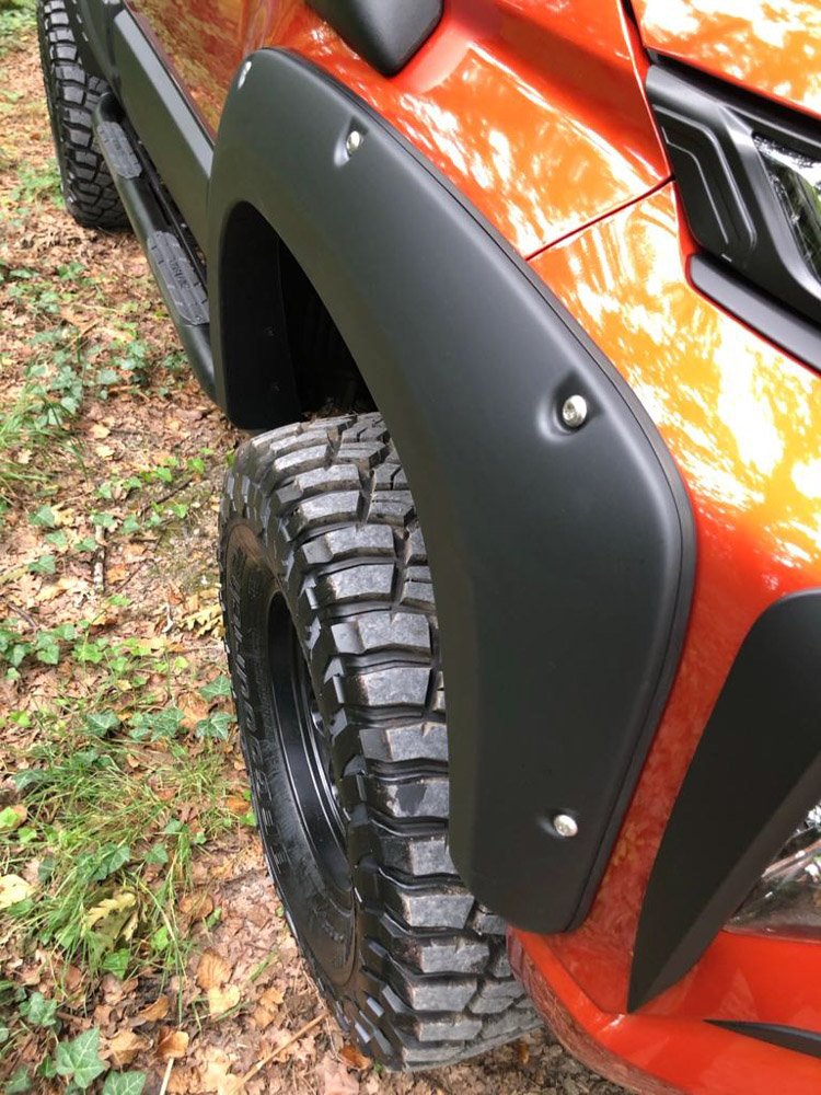 Kotflügelverbreiterungen (Mitsubishi L200 KJOT 2019+)