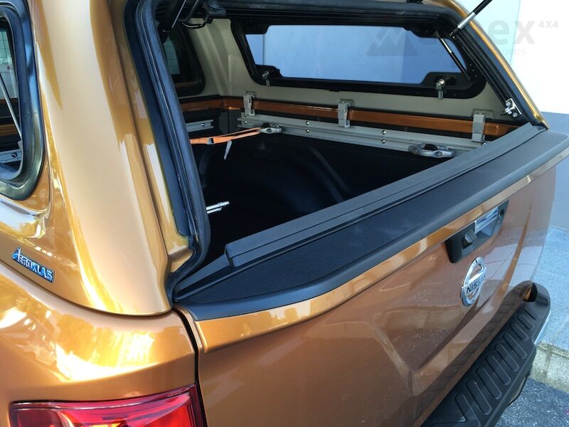 Aeroklas Stylish Hardtop - seitliche Aufklappfenster - Nissan D/C 2015- Aeroklas Stylish Hardtop - seitliche Aufklappfenster - Nissan D/C 2015-