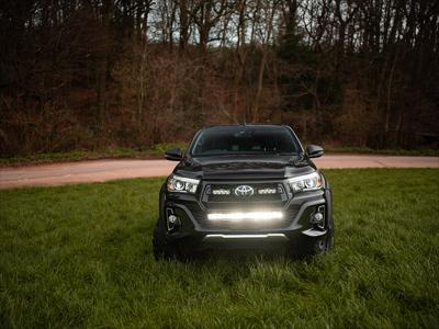 Lazer Lamps Halterungs-Kit Toyota Hilux (2019+) für Triple-R 16