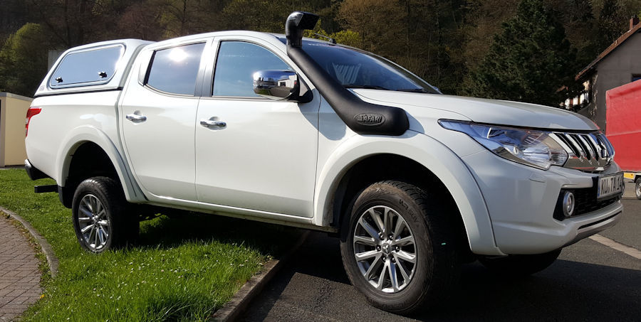 SAFARI SNORKEL R-SPEC MITSUBISHI L200 '15-'19, WB 2,4L 4N15 SS5020R SAFARI SNORKEL R-SPEC MITSUBISHI L200 '15-'19, WB 2,4L 4N15 SS5020R