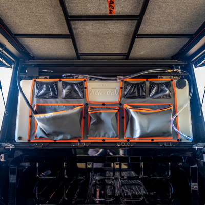 Alu-Cab Canopy Camper 6,5FT Toyota Tundra 2007-2021, schwarz Alu-Cab Canopy Camper 6,5FT Toyota Tundra 2007-2021, schwarz