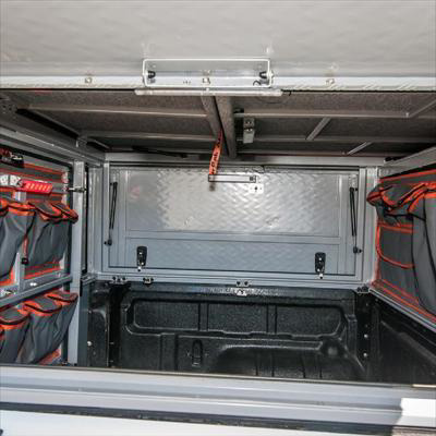Alu-Cab Canopy Camper Ford Ranger D/Cab 2023+ in schwarz Alu-Cab Canopy Camper Ford Ranger D/Cab 2023+ in schwarz
