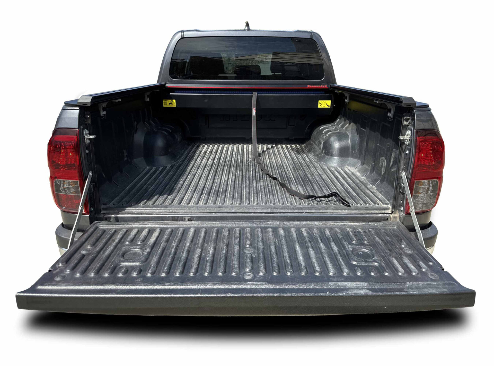 Laderaumabdeckung Tessera SE für Toyota Hilux Revo 2016+ S/C TESS 1517 SE black matt Laderaumabdeckung Tessera SE für Toyota Hilux Revo 2016+ S/C TESS 1517 SE black matt