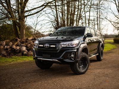 Lazer Lamps Kühlergrill-Kit Toyota Hilux Revo Invincible X (2018-2020) inkl. 2x ST4 Evolution Lazer Lamps Kühlergrill-Kit Toyota Hilux Revo Invincible X (2018-2020) inkl. 2x ST4 Evolution