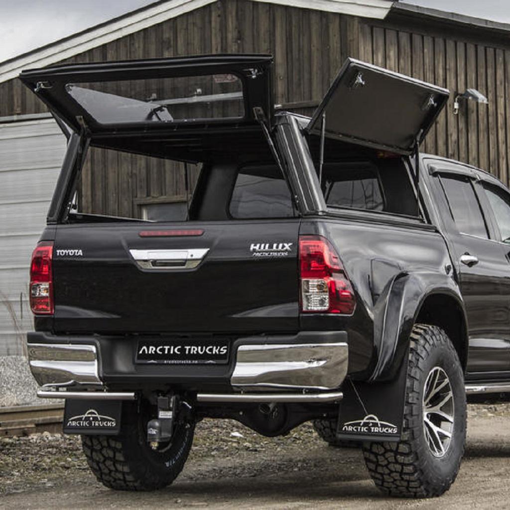 Alu-Cab Hardtop Explorer Toyota Hilux 2016+ Doppelkabine schwarz/ glatt