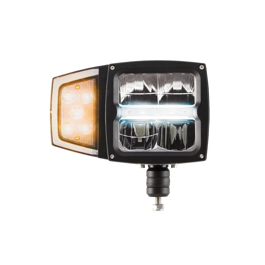 SNOWPLOW LAMP WITH HEATED LENS