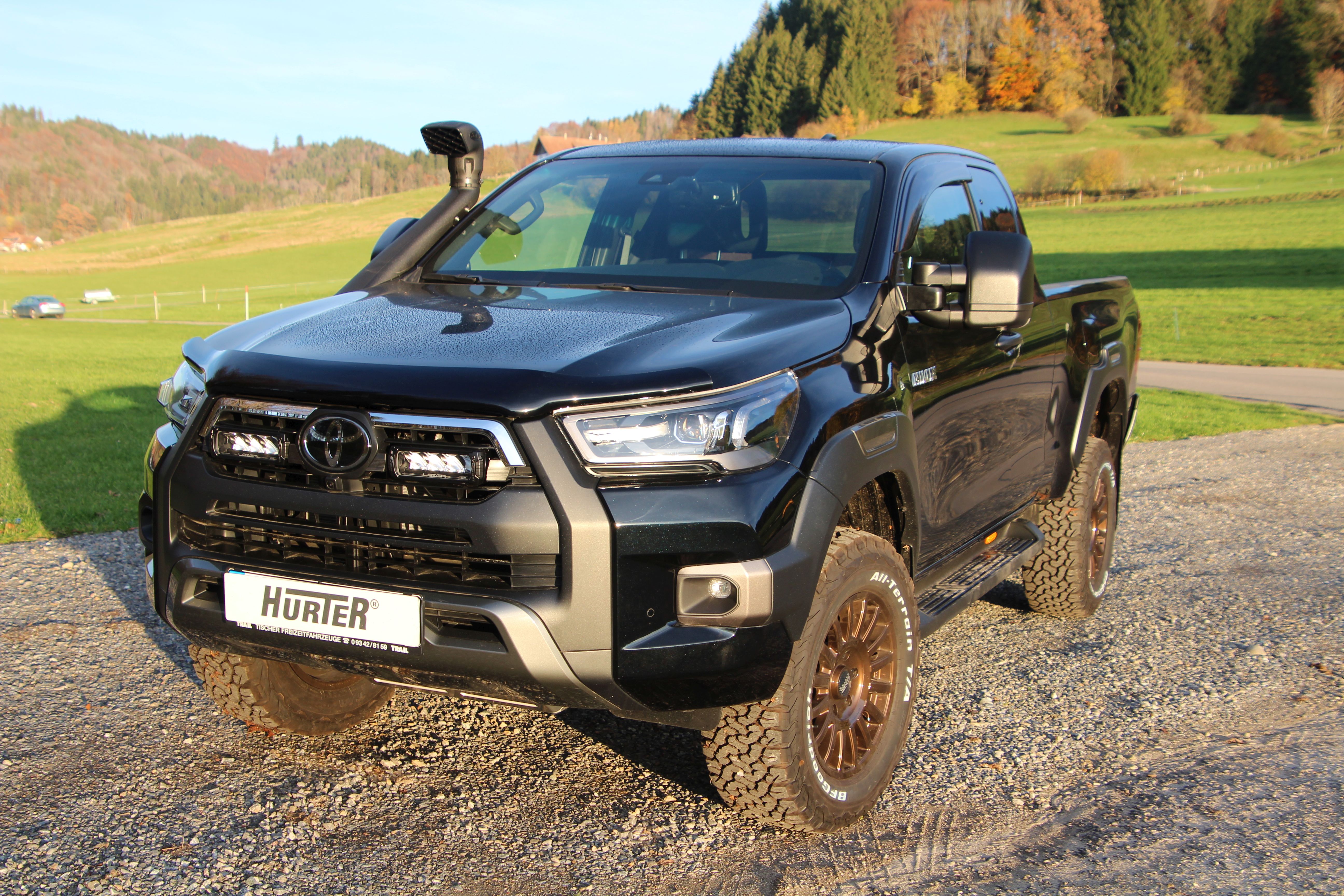 Toyota Hilux Invincible - Clemens