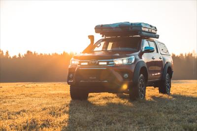 Lazer Lamps Kühlergrill-Kit Toyota Hilux Revo (2017-2020) inkl. 2x Triple-R 750 G2 Elite Lazer Lamps Kühlergrill-Kit Toyota Hilux Revo (2017-2020) inkl. 2x Triple-R 750 G2 Elite
