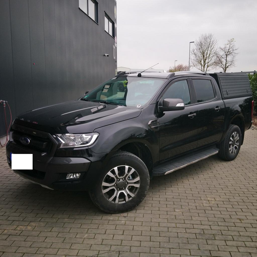 Alu-Cab Hardtop Explorer Ford Ranger 2012-22 Doppelkabine schwarz/ geriffelt