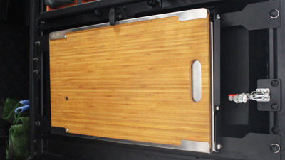 Alu-Cab Klapptisch für Hecktür Alu-Cab Klapptisch für Hecktür
