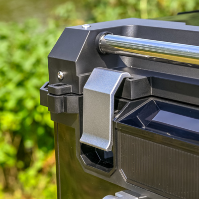 Iceco APL 55 Kompressor-Kühlbox, zwei Fächer (AC+DC) Iceco APL 55 Kompressor-Kühlbox, zwei Fächer (AC+DC)