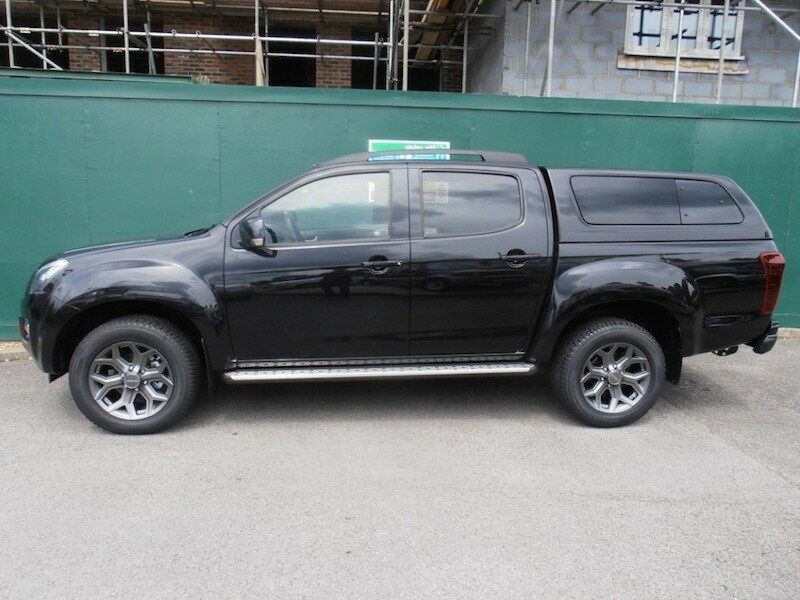 Aeroklas Stylish Hardtop - seitliche Ausstellfenster - Zentralverriegelung - Isuzu D/C 2020-