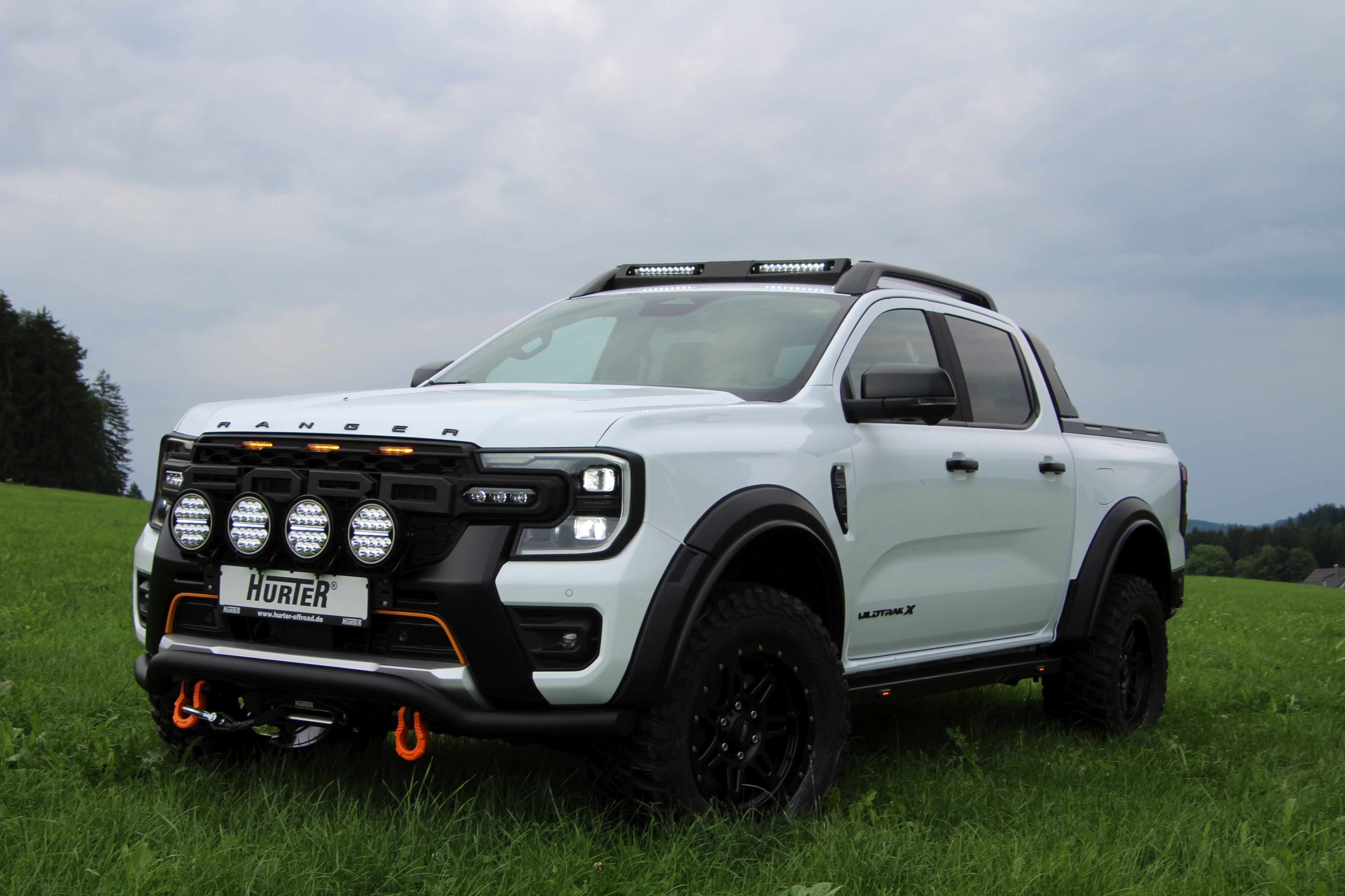 Komplettrad HOAW002 18" (schwarz, 285/60R18 118/115S BF-Goodrich All-Terrain TA KO3 LR-D RWL, Ford Ranger / VW Amarok)