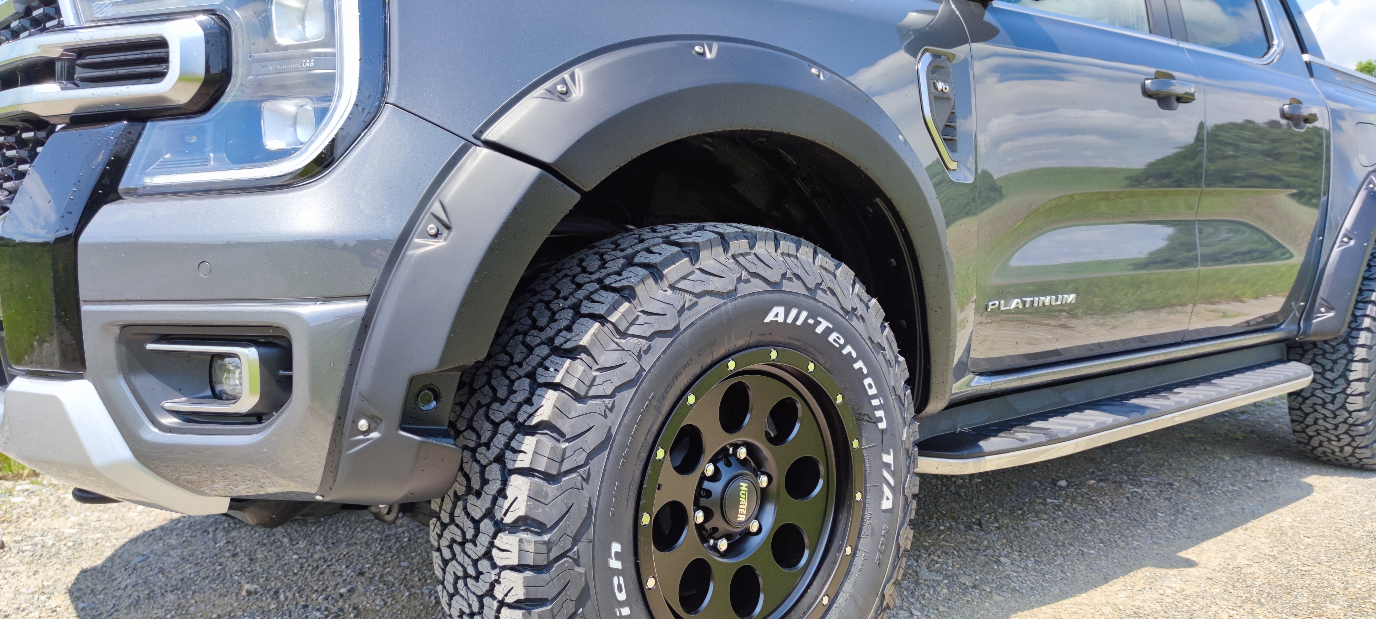 Kotflügelverbreiterungen (Ford Ranger 2023+) Sensorloch Kotflügelverbreiterungen (Ford Ranger 2023+) Sensorloch