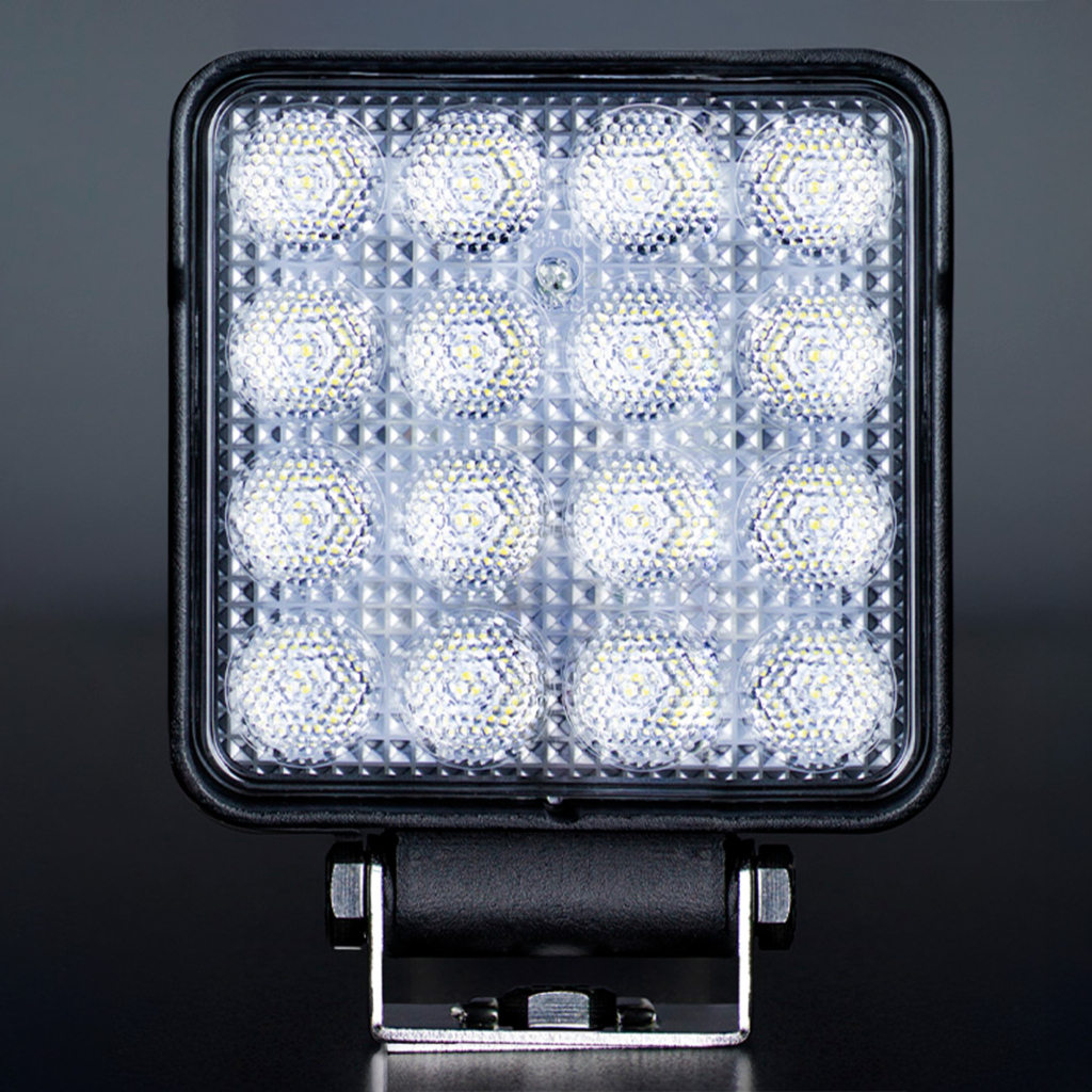 ARBEITSLICHT/ RÜCKFAHRLICHT QUADRATISCH 25W LED – 10-110V DC ARBEITSLICHT/ RÜCKFAHRLICHT QUADRATISCH 25W LED – 10-110V DC