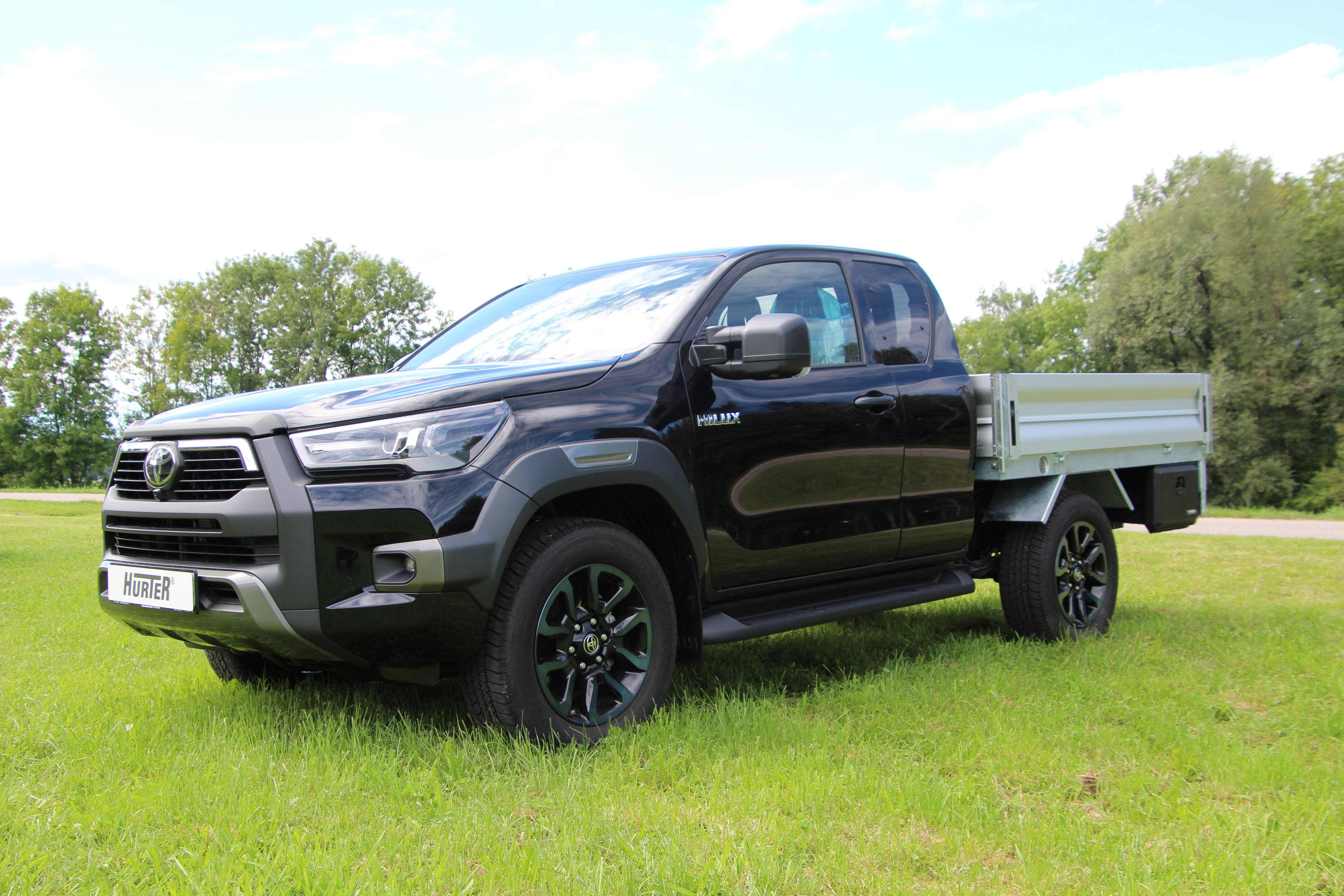 Toyota Hilux Invincible - Holger