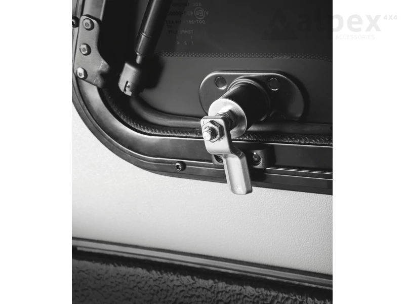Aeroklas Stylish Hardtop - seitliche Aufklappfenster - Isuzu D/C 2025- Aeroklas Stylish Hardtop - seitliche Aufklappfenster - Isuzu D/C 2025-