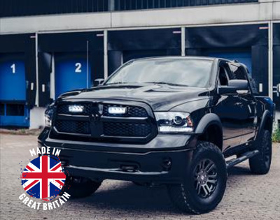 Lazer Lamps Kühlergrill-Kit Dodge RAM 1500 Classic 2013+ inkl. 2x Triple-R 750 Elite Lazer Lamps Kühlergrill-Kit Dodge RAM 1500 Classic 2013+ inkl. 2x Triple-R 750 Elite