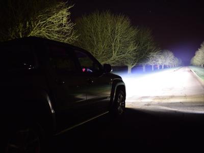Lazer Lamps Kühlergrill-Kit VW Amarok (2010-2015) inkl. 2x Triple-R 750 G2 Standard Lazer Lamps Kühlergrill-Kit VW Amarok (2010-2015) inkl. 2x Triple-R 750 G2 Standard