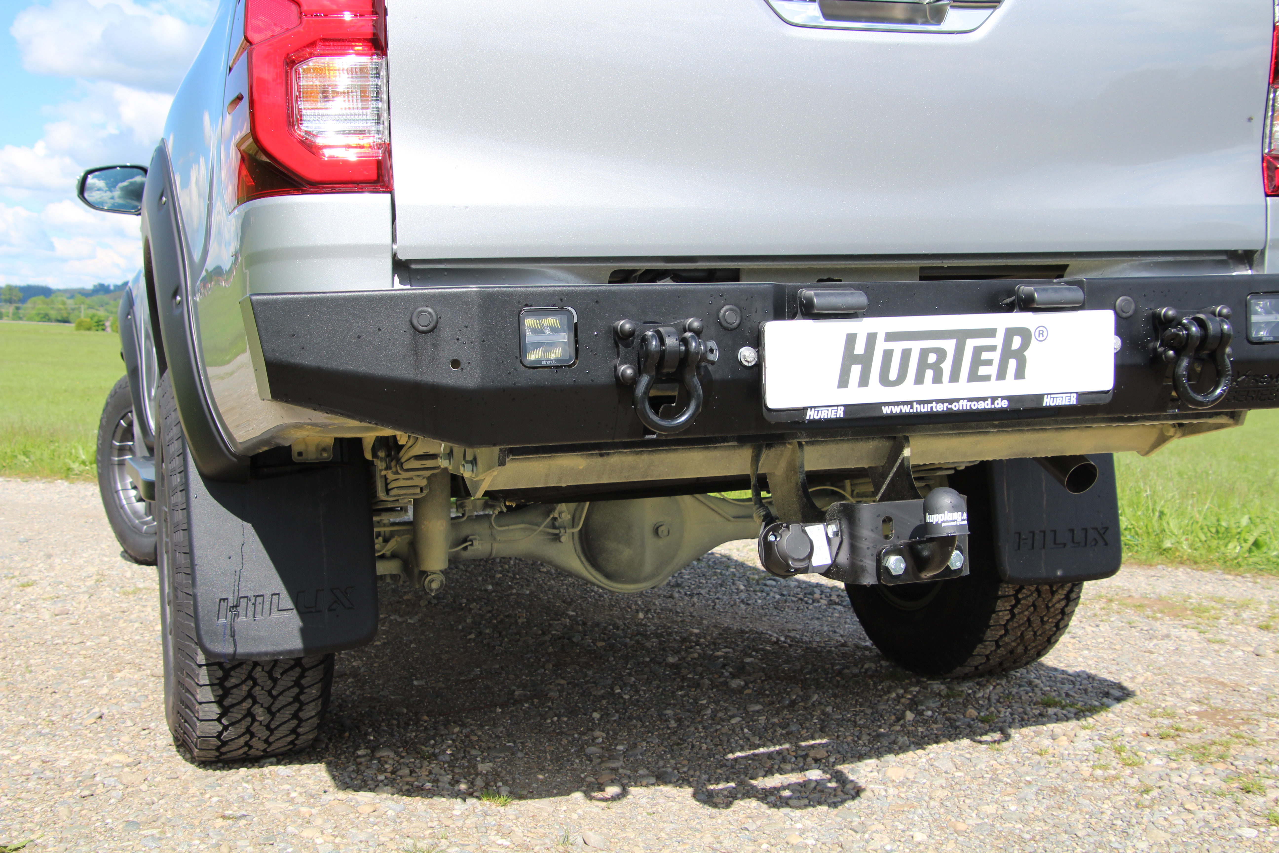 Heckstoßstange (Toyota Hilux) 2016+