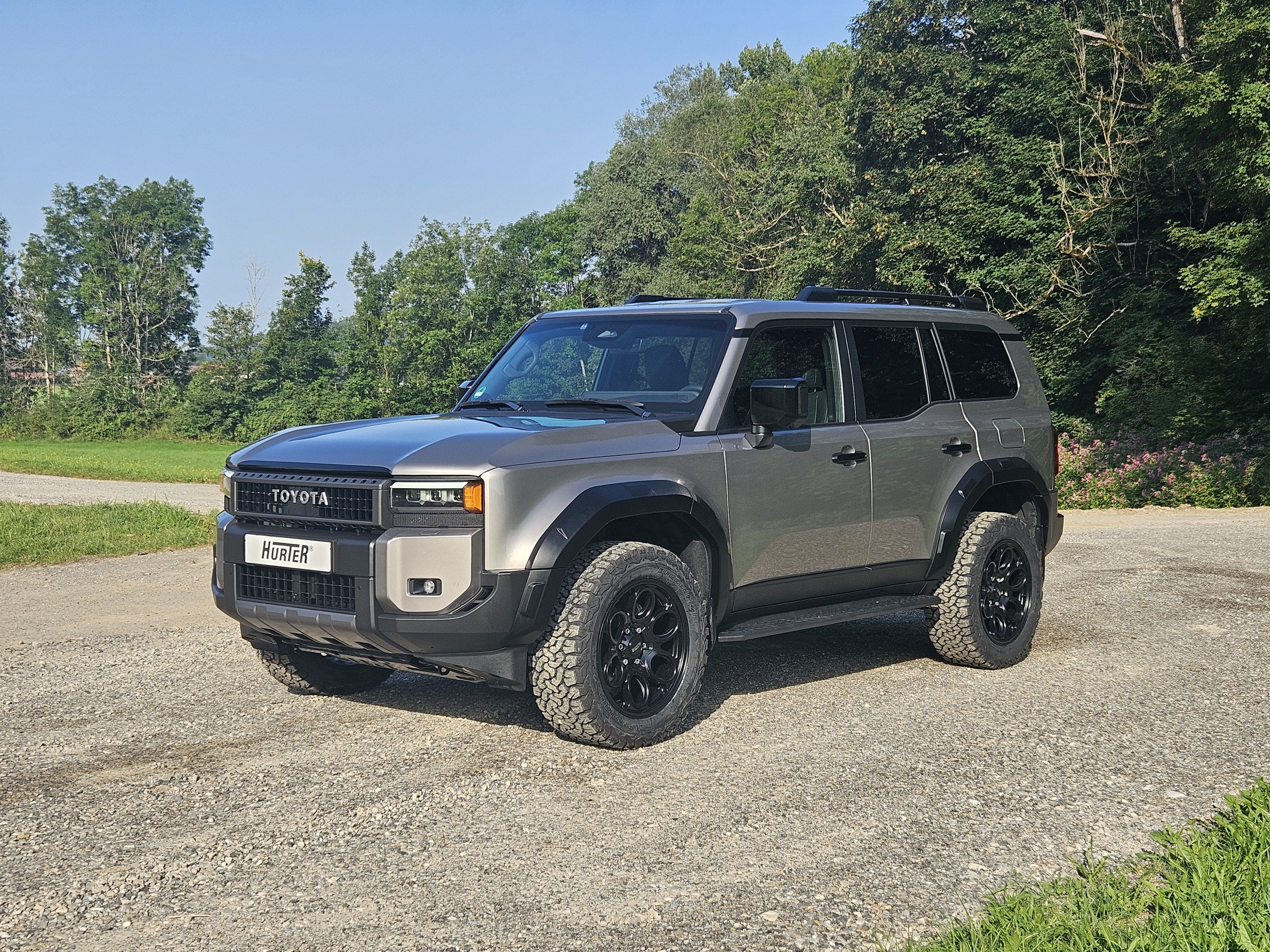 Toyota Landcruiser J 250 - LAUGANI