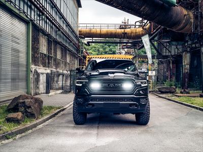 Lazer Lamps Kühlergrill-Kit Dodge RAM 1500 DT Limited 2019+ Inkl. 2x Linear-6 Standard Lazer Lamps Kühlergrill-Kit Dodge RAM 1500 DT Limited 2019+ Inkl. 2x Linear-6 Standard