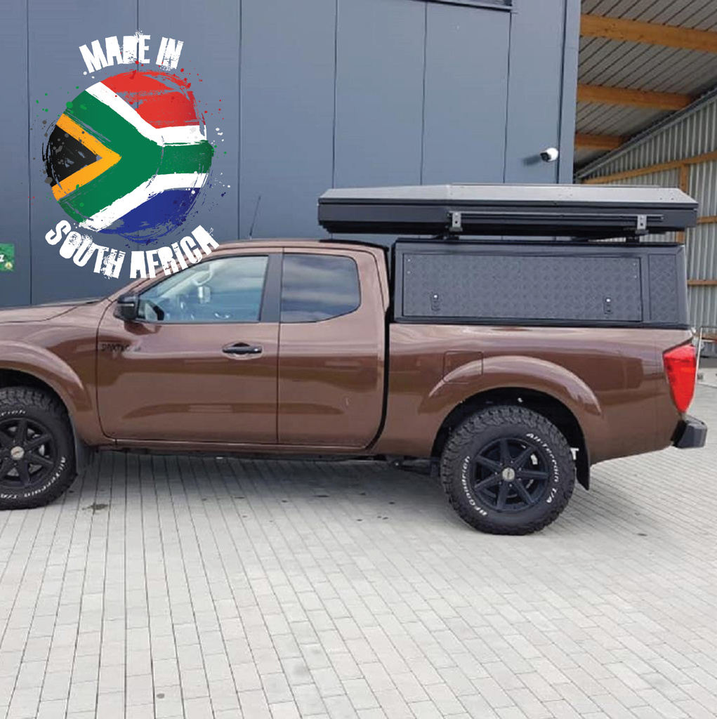 Alu-Cab Hardtop Explorer Nissan Navara 2016+ King-Cab schwarz/ geriffelt