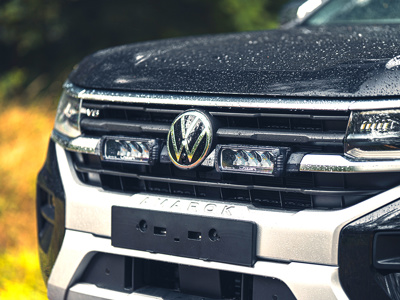 Lazer Lamps Kühlergrill-Kit Volkswagen Amarok 2023+ inkl. Triple-R 750 Elite Lazer Lamps Kühlergrill-Kit Volkswagen Amarok 2023+ inkl. Triple-R 750 Elite