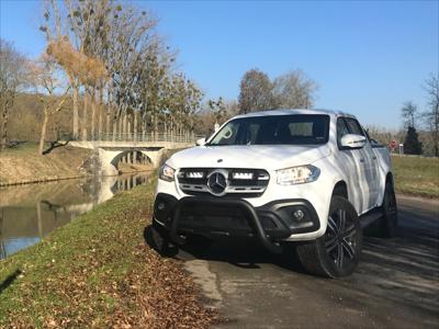Lazer Lamps Kühlergrill-Kit Mercedes X-Klasse V6 (2017+) inkl. 2x Triple-R 750 G2 Standard Lazer Lamps Kühlergrill-Kit Mercedes X-Klasse V6 (2017+) inkl. 2x Triple-R 750 G2 Standard