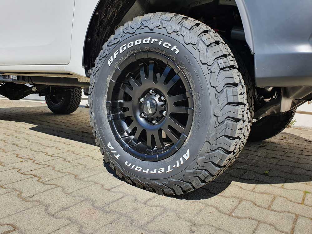 Komplettrad HOAW001 17" (grau, 265/65R17 - 116H - Hankook Winter I*CEPT EVO3 X XL, Mitsubishi L200) Komplettrad HOAW001 17" (grau, 265/65R17 - 116H - Hankook Winter I*CEPT EVO3 X XL, Mitsubishi L200)