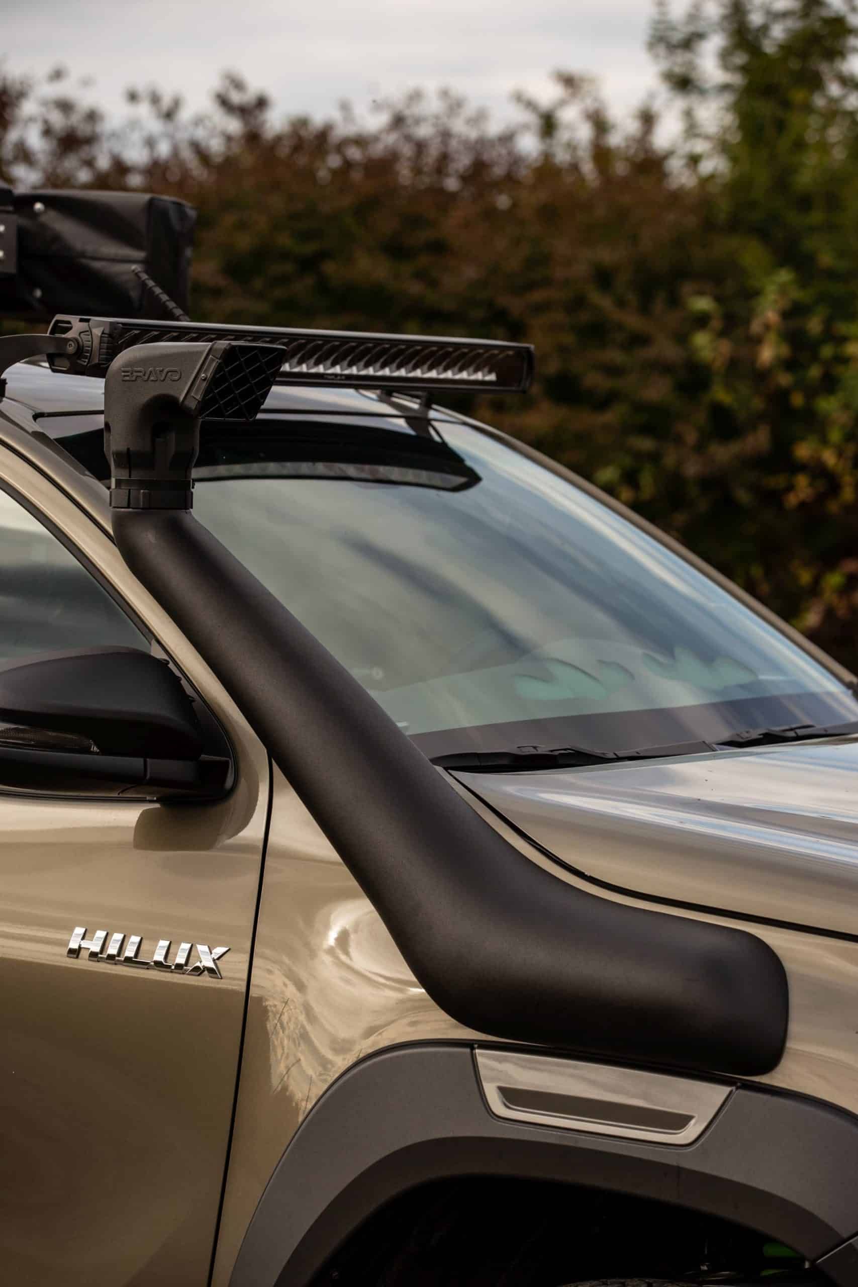 SAFARI SNORKEL TOYOTA HILUX '16->, SS5019R, BREITE KOTFLÜGEL SAFARI SNORKEL TOYOTA HILUX '16->, SS5019R, BREITE KOTFLÜGEL