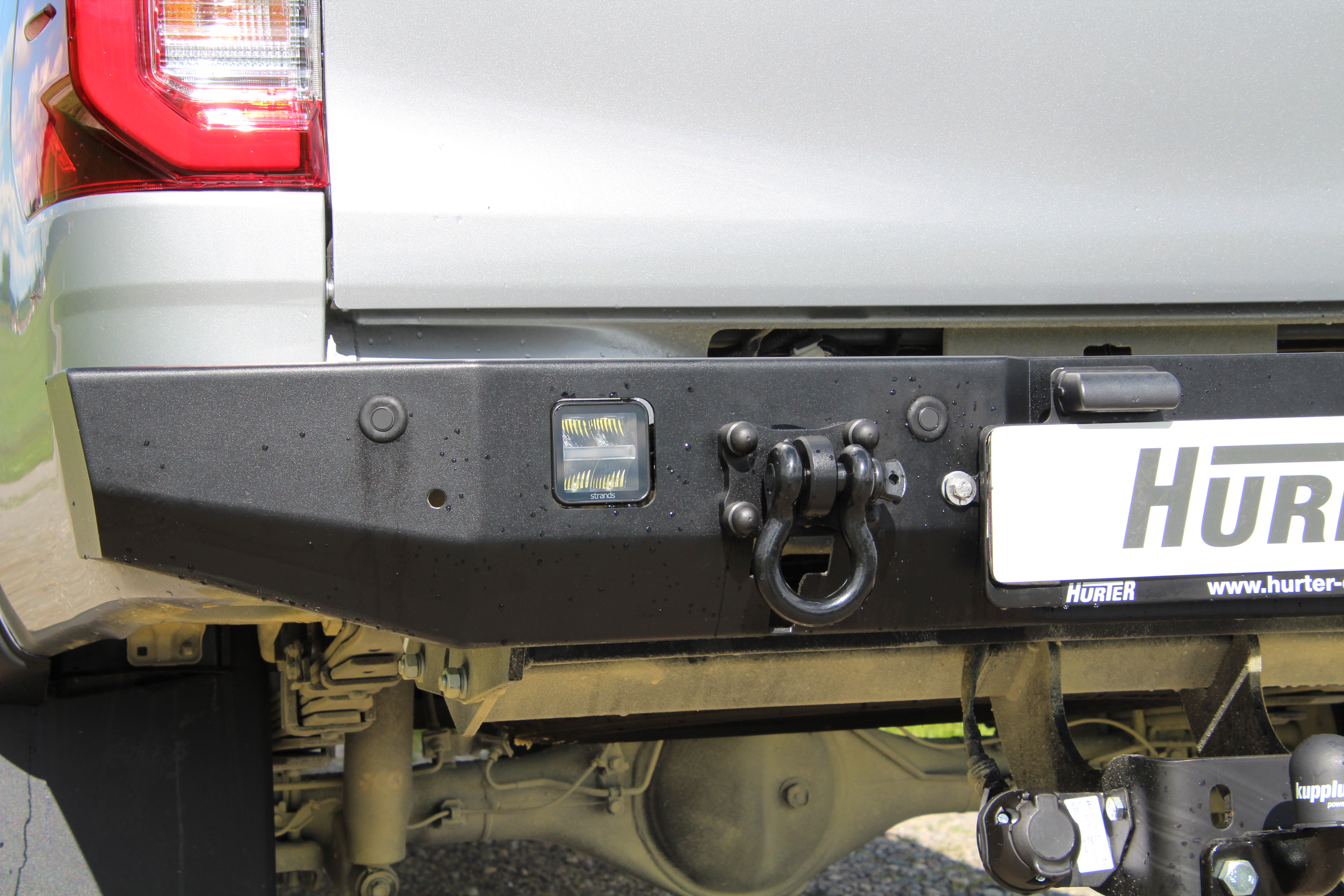 Heckstoßstange (Toyota Hilux) 2016+