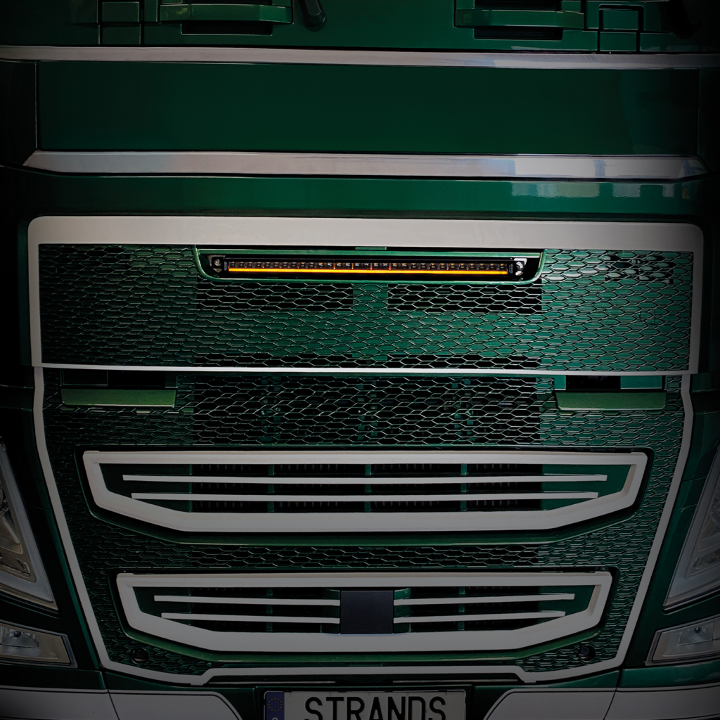 LED BAR KIT SIBERIA SR 32″, PASSEND FÜR VOLVO FH GRILL LED BAR KIT SIBERIA SR 32″, PASSEND FÜR VOLVO FH GRILL
