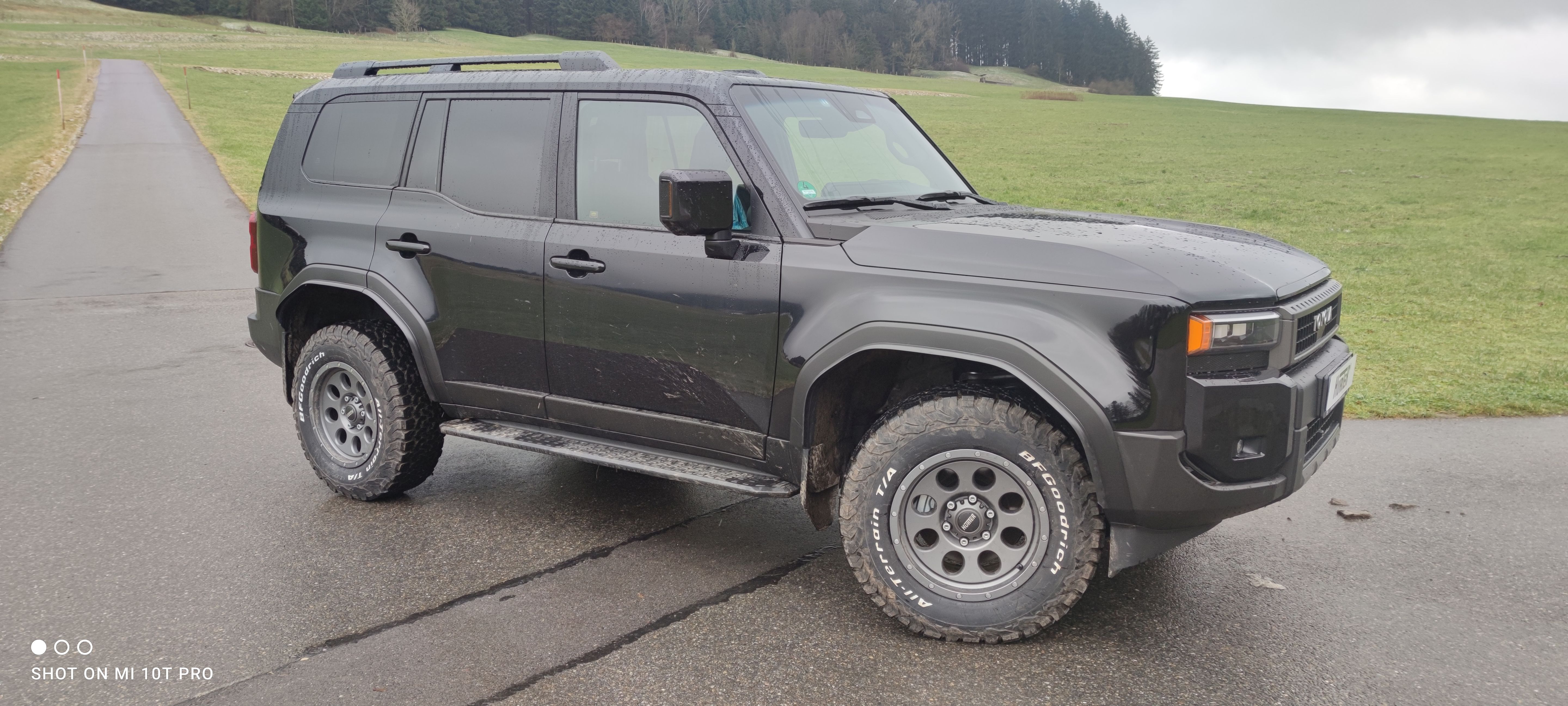 Komplettrad HOAW001/2 17" (grau, 265/70R17 118/115S (121R) BF-Goodrich All-Terrain TA KO3, Toyota Landcruiser J25)