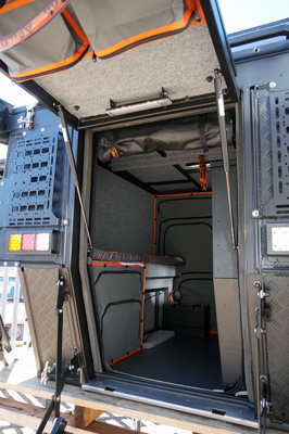 Alu-Cab Khaya Camper Komfort Einheit/Schwarz