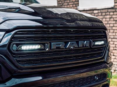 Lazer Lamps Kühlergrill-Kit Dodge RAM 1500 DT Limited 2019+ Inkl. 2x Linear-6 Elite